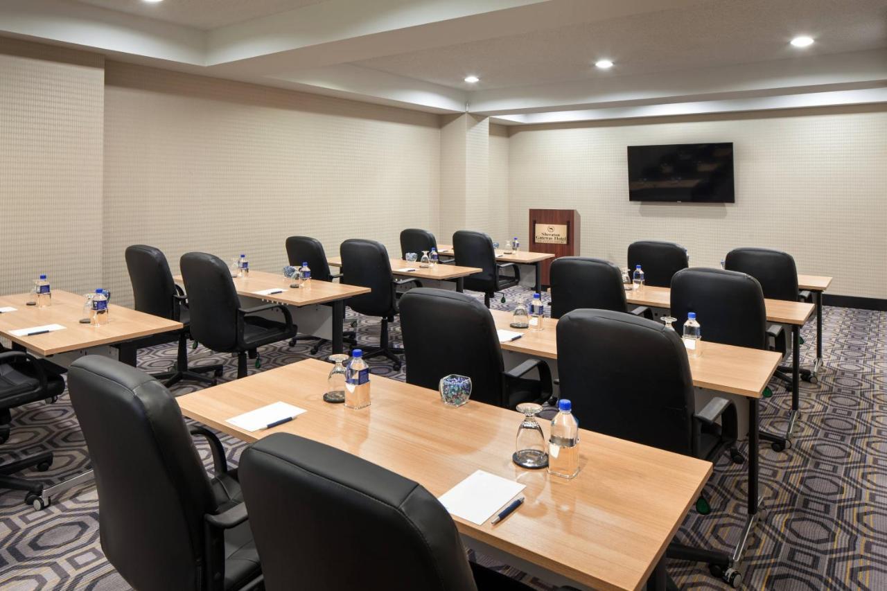 Sheraton Gateway Angeles Hotel 4*